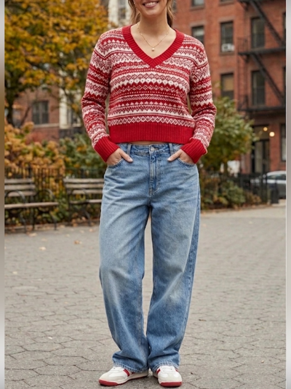 NWT American Eagle Winter Nordic Holiday Patterned Cropped Knit Sweater Size M